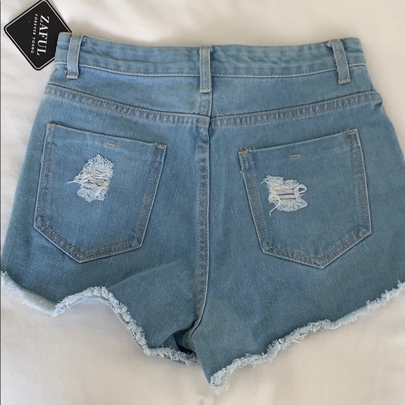 Zaful denim shorts - Picture 2 of 2